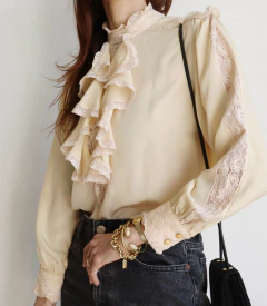 Camisa em seda Vitoriana - comprar online