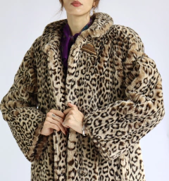 Casacão Leopardo longo na internet