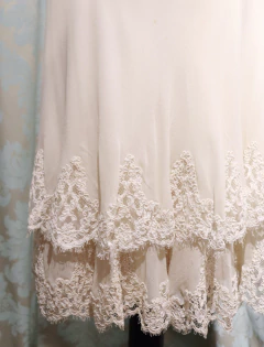 Vestido em seda Bélica Alta Costura na internet