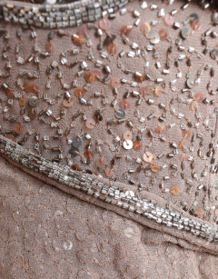 Vestido em seda bordado Bô.bo