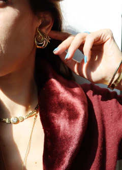 Vintage dual-tone clip on earring