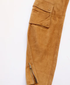 Calça de camurça Vivienne - comprar online