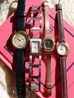 Seiko 90's Vintage Watch - Frou Frou Vintage – Vintage Store