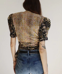 Blusa envelope Tilty - comprar online