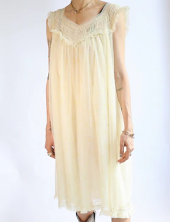 Vestido Sleep Nylon Florzinhas na internet