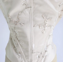 Corset Paulo Dolce na internet