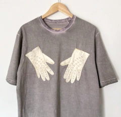 Camiseta Luvas 2 Upcycling & Re-done - comprar online