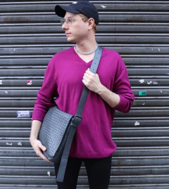 Bottega Veneta Max Cobble Messenger - comprar online