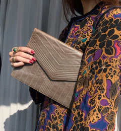 Clutch Yves Saint Laurent - loja online