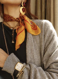 Brinco Vintage YSL by Robert Goossens