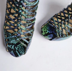 Sandália Jimmy Choo 37 na internet