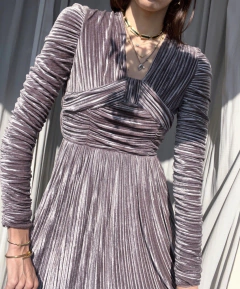Vestido de veludo Burberry na internet