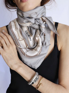 Lenço em seda Celine Vintage - comprar online