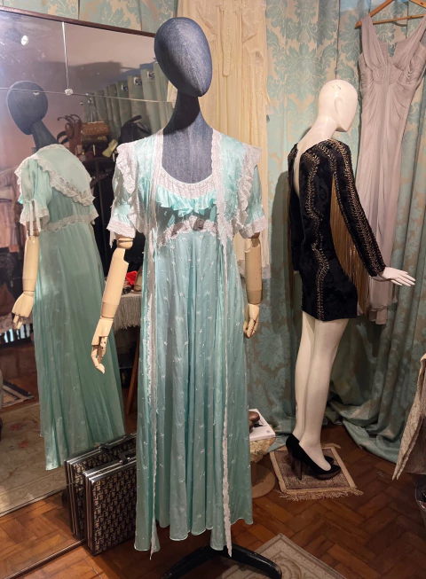 Set Vintage de Robe e Camisola em seda - comprar online