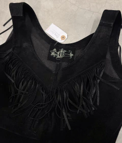 Blusa de camurça Franjas Ousadia na internet