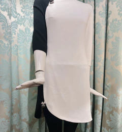 Vestido Mugler Resort 2016 na internet