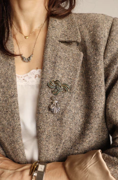 Broche de prata Lady