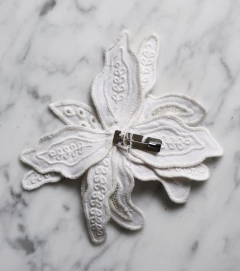 Broche flor de leise - Frou Frou Vintage – Vintage Store