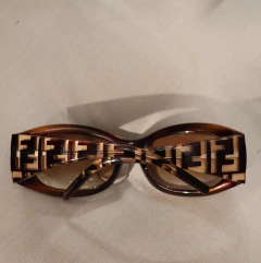 Imagem do Óculos mascara Fendi