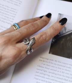 Vintage Snake Ring on internet