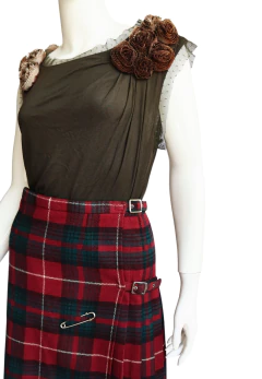 Free Girl Plaid Kilt on internet