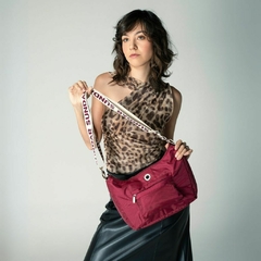 BOLSA SUNDAR MARTINA GUINDA en internet