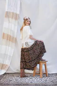 FALDA VERDE BULGAROS CREPE - CAROLA CORNEJO BOUTIQUE SUSTENTABLE