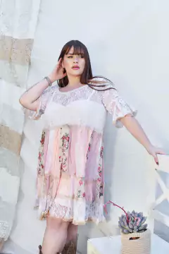 VESTIDO PASIONARIA PATCHWORK Y ENCAJE