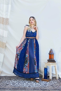 Imagen de VESTIDO ORQUIDEA AZUL PATCHWORK