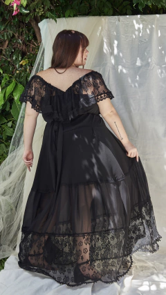 VESTIDO BOHEMIO NEGRO GASA Y ENCAJE - comprar online