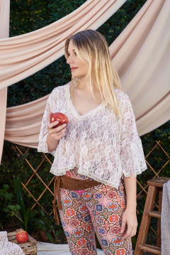 BLUSA HIERBAS ENCAJE TEÑIDO - comprar online