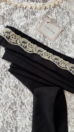 CINTO NEGRO Y DORADO en internet