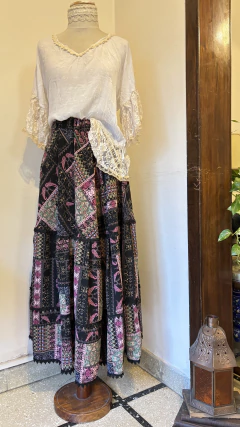 FALDA CHIC CREPE - CAROLA CORNEJO BOUTIQUE SUSTENTABLE