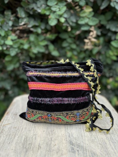 MINI BAG BOHO DE TERCIOPELO - comprar online