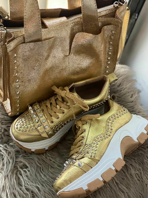 Conjunto Angy Gold y Zapatillas ALBERTA Gold