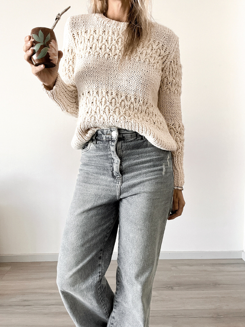 PRE-ORDER Sweater Clara (Edición Limitada)