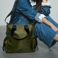 Tote Osaka Tela Impermeable Verde Militar - Satchel