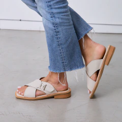 Sandalia Santorini Cuero Hueso - comprar online