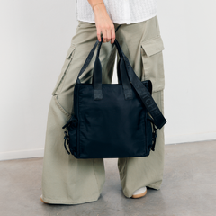Tote Osaka Tela Impermeable Negro - Satchel