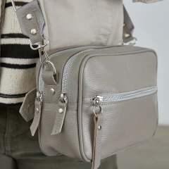 Bandolera Capri Cuero Essentials - comprar online