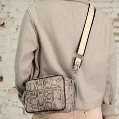 Bandolera Capri Cuero Escamita - Satchel
