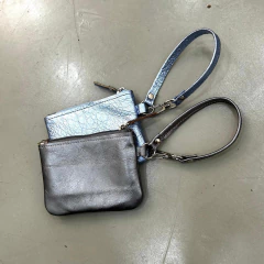 Monedero/Llavero Porta Sube Cuero Metalizado