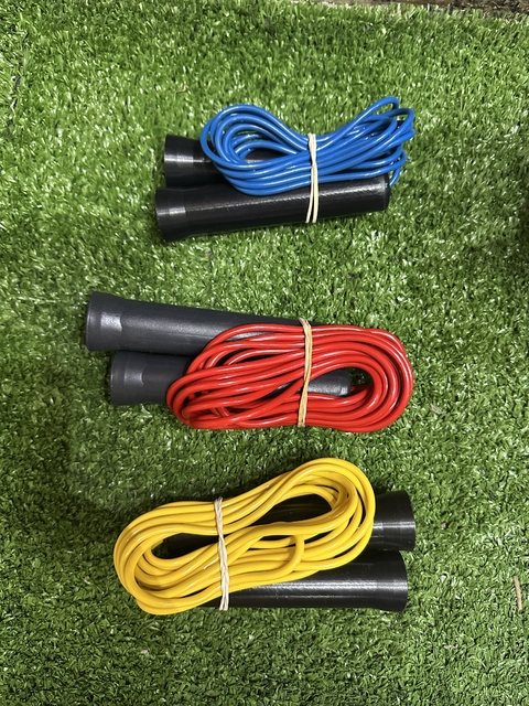 SOGA DE SALTO CABLE DE PVC - MANGO PVC