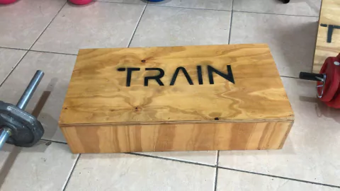 STEP MADERA TRAIN 70 X 35 X 17