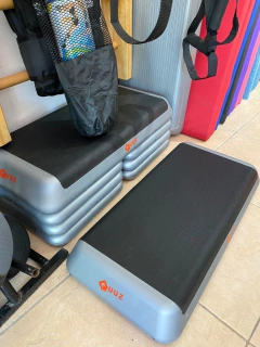 MINI STEP CON GOMA ANTIDESLIZANTE - 75X37X10 CM - TRAIN FITNESS