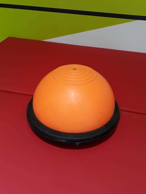 BOSU 27CM CON BASE