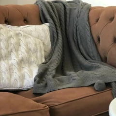 Manta / Pie De Cama Tejida con Borlas en internet