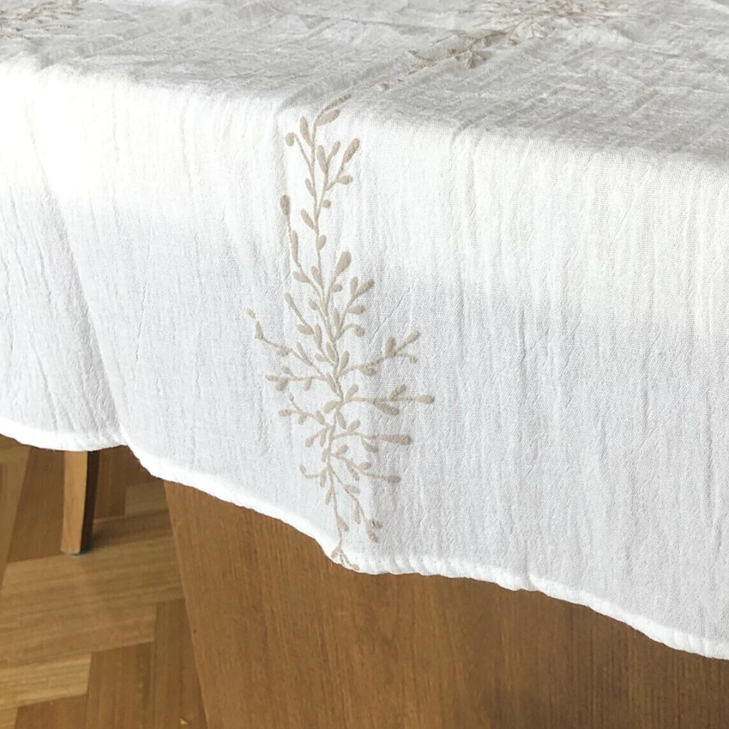 Mantel Gasa con Relieve