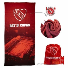 TOALLÓN MICROFIBRA INDEPENDIENTE C/MOCHILA