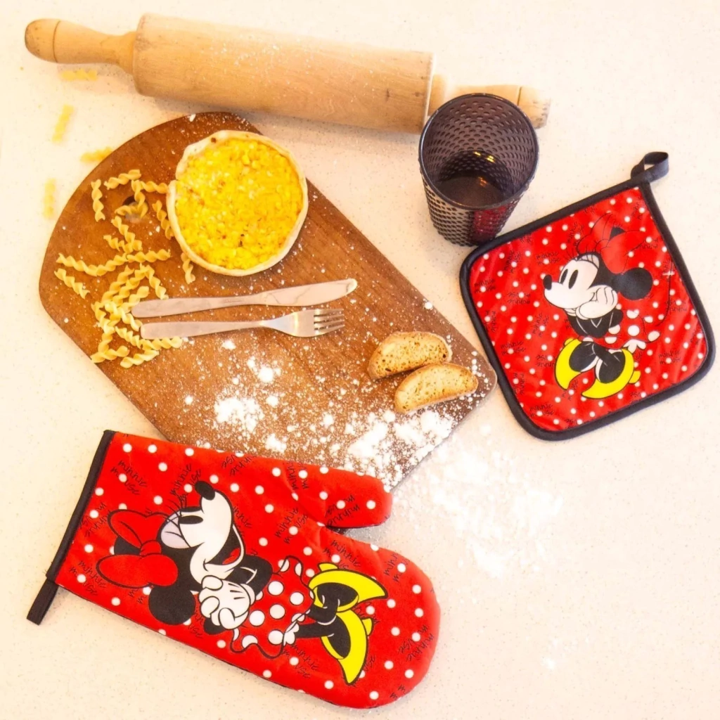 Set Manopla & Agarradera Minnie Lunares Disney